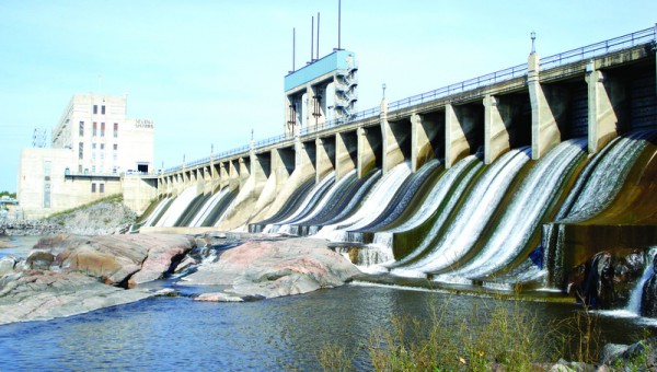 FEATURES_Hydro_Dams_Noreen_Mae_Ritsema__Color.jpg
